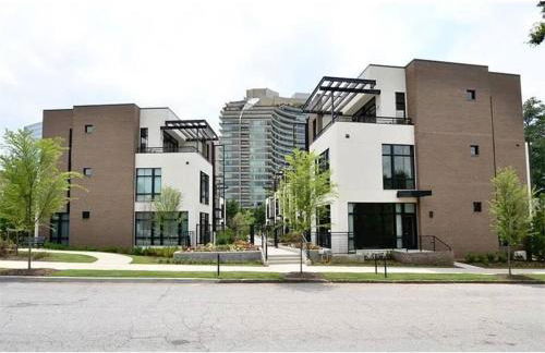 Lux Atlanta Home with Arcade room - Foto 11