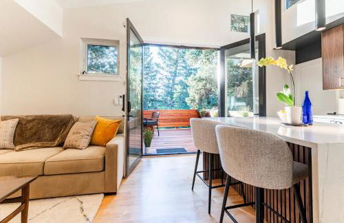 30-Day Minimum Boulder Bright & Modern Private 1BR 2BA ADU - Photo 47