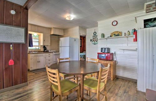 Pet-Friendly Beachfront Dent Cabin with Grill! - Foto 8