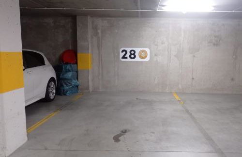 Apartament Glatz - na Letniej, Kłodzko, winda, garaż podziemny, balkon z widokiem na góry - Foto 2