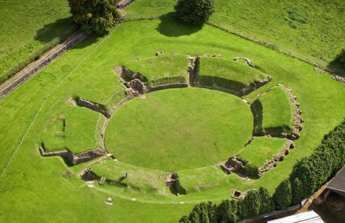 1 Bed Flat - Sleeps 2 - Parking - Wifi - Foto 7