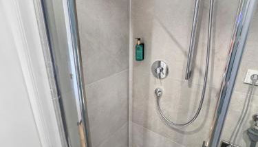 Flatista Homes - Herzog Heinrich - Foto 2, Shower