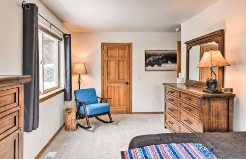 Alaskan Mountain Gem with Private Hot Tub and Gym! - Foto 11