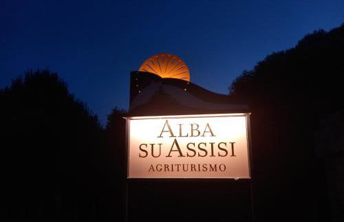 Alba su Assisi - Foto 3