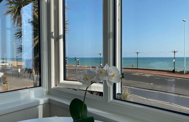 Worthing Beach 180 - 2 bed Seafront With Parking - Foto 37