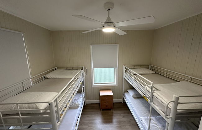 Charming 3 bedroom Cottage - Photo 5