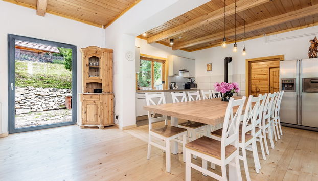 Kitchen / Dining Room