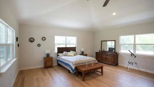 2 Large Bedrooms Open Living Peaceful - Foto 5