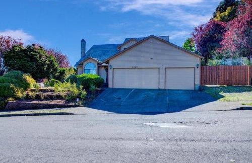 Bridging the Gorge And City to Your Cozy Home - Photo 24