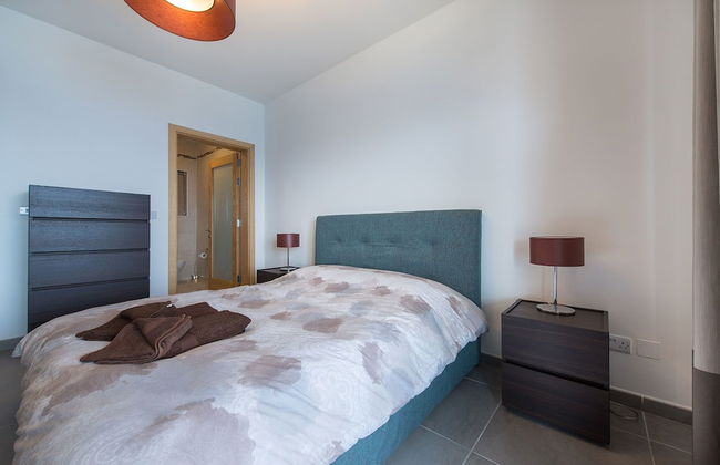 Seafront Luxury Apartment Incl Pool - Foto 2