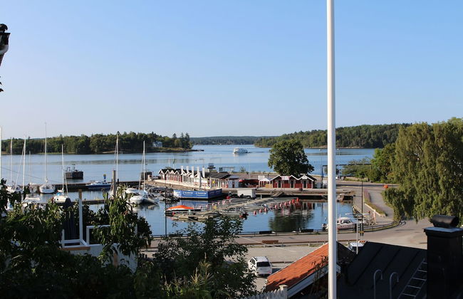 Vaxholm Harbour Bed and Experiences - Photo 1