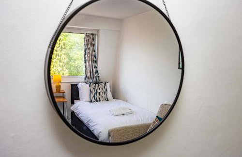 Spacious apartment sleeps 6 - Uni, sports, trades - Foto 34