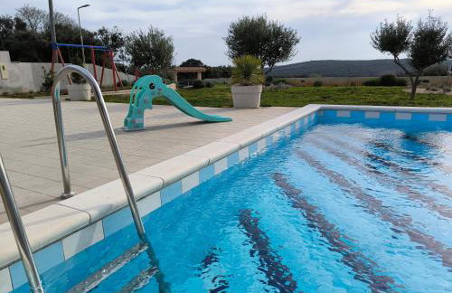 House with pool - Foto 44