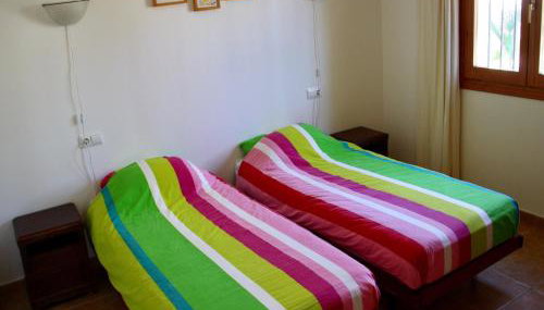 Peaceful Villa with Private Pool - Photo 5