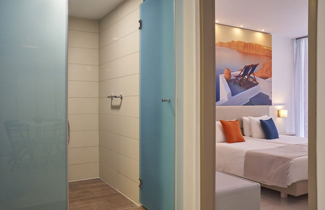 Epsilon Hotel Apartments - Photo 11