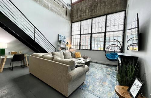 Swanky loft at Historic Peters Cartridge Factory - Foto 27
