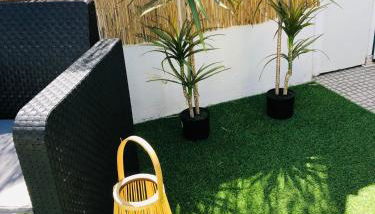 City Break-Quiet House with Private Patio - Foto 2, Garden, Garden view