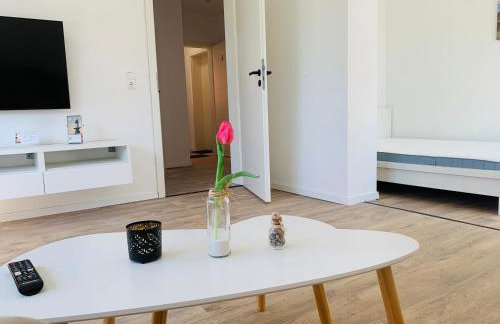 FEDDERSEN LIVING Kernsanierte Ferienwohnungen - Gemütlich - Netflix - Voll ausgestattet - zentral - Foto 29