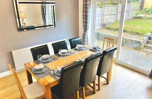 Lovely 4-bed home sleeps 8 Nr Bolton Stadium & M61 - Photo 43