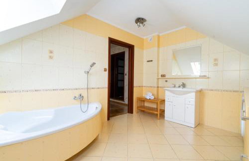 Dom Wakacyjny pod Warszawą z Ogrodem i Grillem - Foto 15