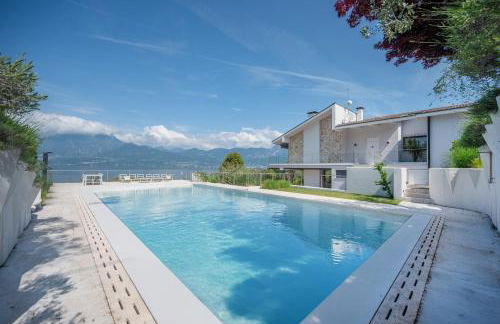 VillasGarda - Villa Lorena Carbona - Foto 1