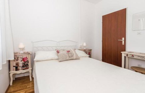 Three-Bedroom Holiday Home In Unesic - Foto 17