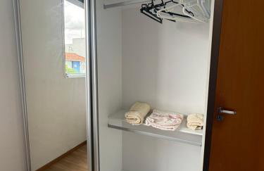 Apto novo completo - localização privilegiada - Foto 3