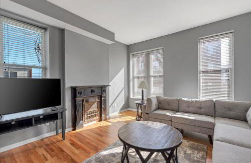 Amazing Recently Rehabbed STL Unit in Prime Soulard Location 713a - Foto 1