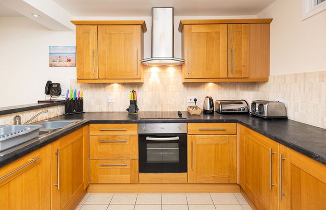 Westbeach Holiday Apartments - Photo 12