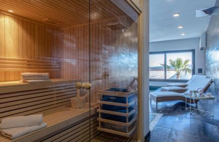 Luxury Villa Milly Heated indoor and outdoor pool - Foto 17