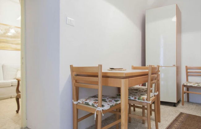 1 Bed Flat - Sleeps 2 - Parking - Foto 8