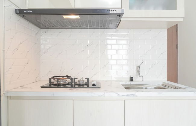 Comfy Stay 2BR at Podomoro Golf View Apartment - Foto 10