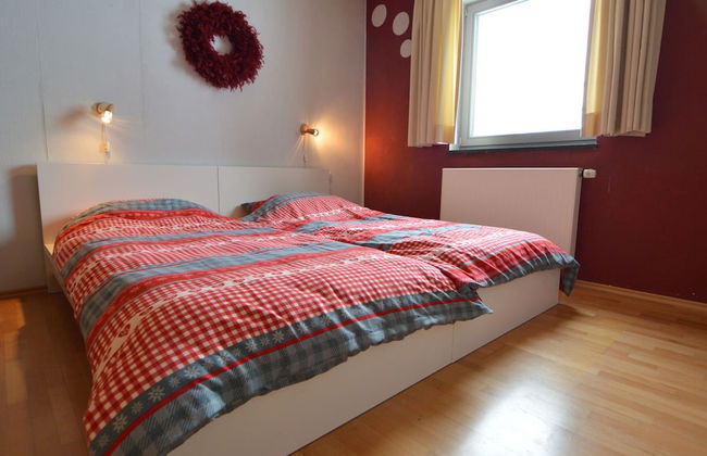 Luxurious Farmhouse Near the ski Area - Photo 3