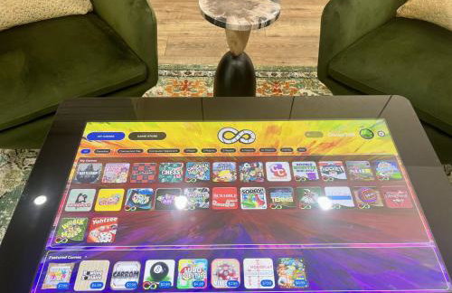 Central location Hot Tub Heated Pool Digital Game Table - Foto 13