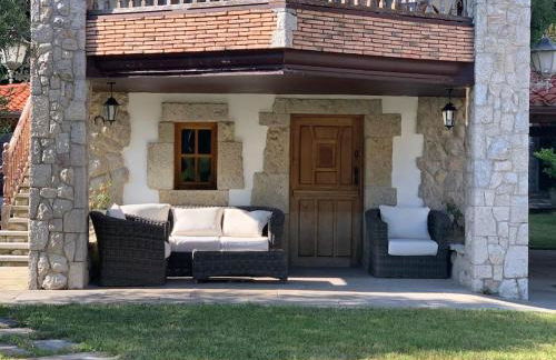 Casa con amplio jardín en Pechón - Foto 3