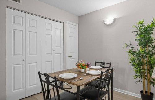 Prime Location, 2 mins to Airport, 5 mins to Dwntn - Foto 42