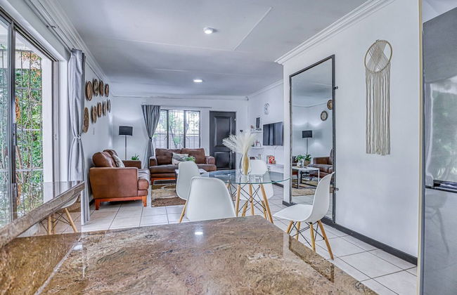 The Cottage-1 Bed-pool-bbq-fibre-solar-samrand - Foto 4