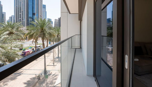 Exclusive 2BR Downtown Apt w Burj Khalifa Views - Foto 3, Habitación