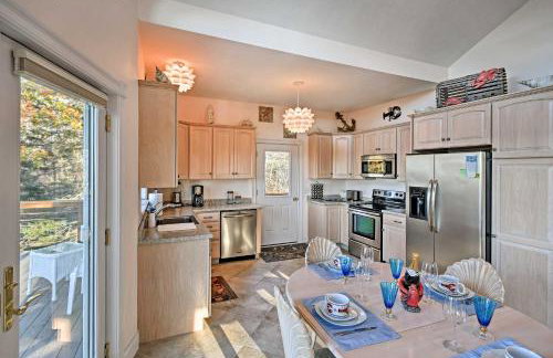 Oceanfront Sullivan Cottage on 6 Acres with Kayak! - Foto 10