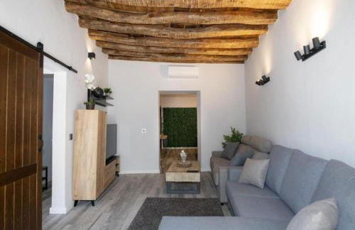 Elegante Apartamento para 5 en el centro de Cáceres con wifi - Foto 7