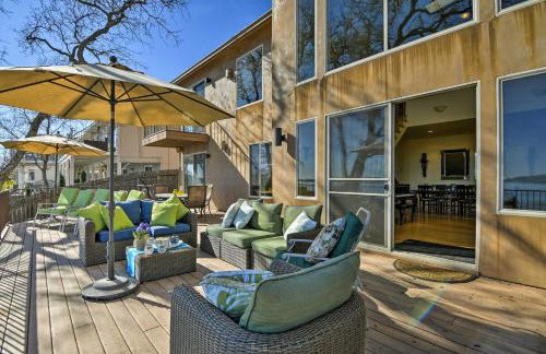 Casa dAmore Extravagant Lakefront Villa! - Foto 32