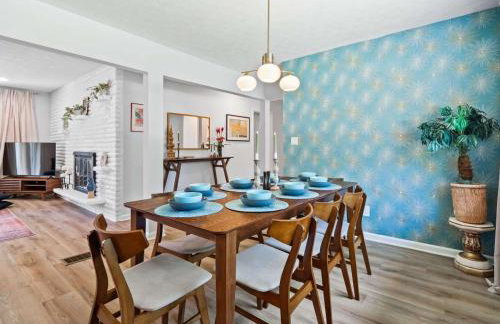 Spacious and Luxury Designed Ranch with Game Room - Foto 19