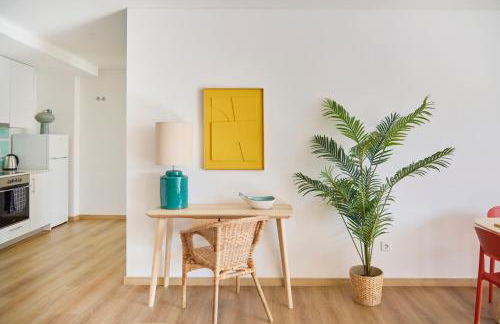 Beachside Modern Flat with AC, By TimeCooler - Foto 20