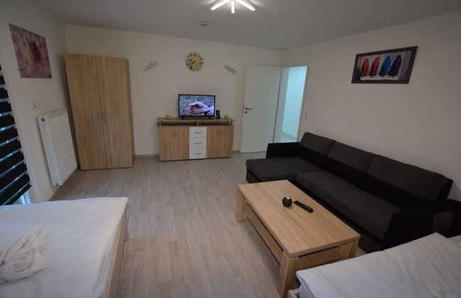 AB Apartment 23 near Cannstatter Wasen - Photo 1