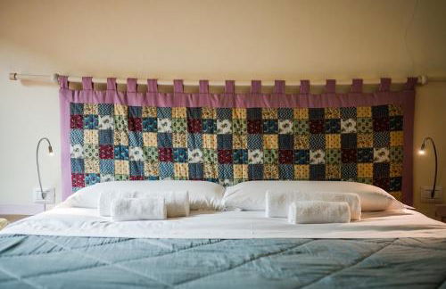 Romeos Cottage Public free parking bike rental - Foto 11