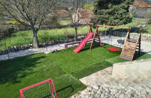 Kameni dvori - Photo 2