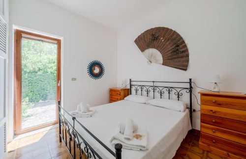 Villa Giglio with Garden and Mini Pool by Rentbeat - Foto 36