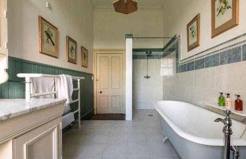 Errol Park - Grand Stately Home & Views - Photo 47