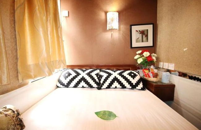 Standard Single Room - Photo 2