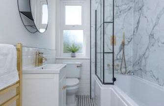 Whole House Sleeps 6 Garden Workspace Waterloo in 20 mins - Foto 7